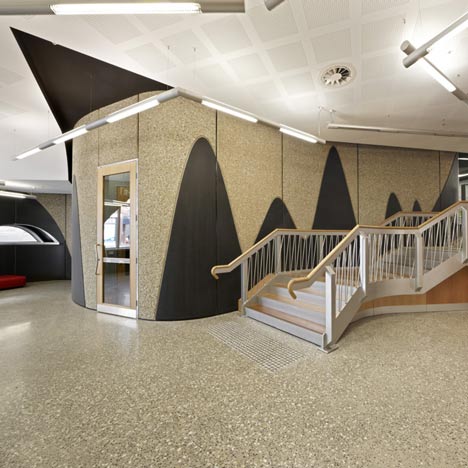 Menzies Research Building by Lyons Menzies Research Building by Lyons