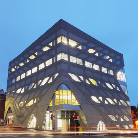 Menzies Research Building by Lyons Menzies Research Building by Lyons