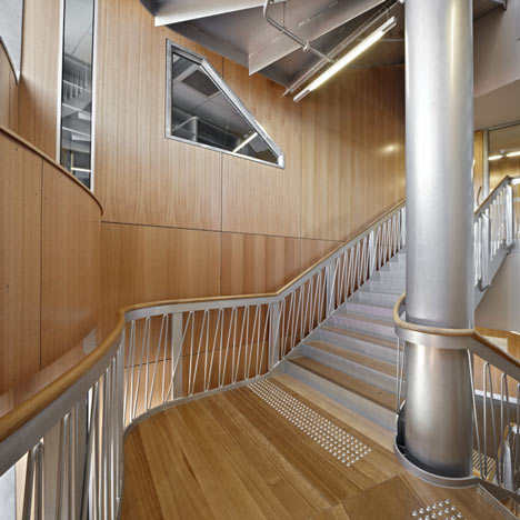 Menzies Research Building by Lyons Menzies Research Building by Lyons