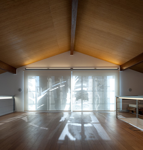 Prefab House in Cedeira by MYCC Prefab House in Cedeira by MYCC