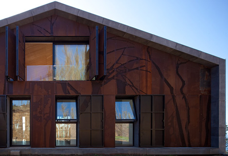 Prefab House in Cedeira by MYCC Prefab House in Cedeira by MYCC