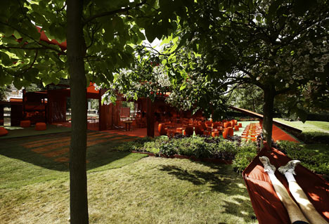 Serpentine Gallery Pavilion by Jean Nouvel photographed by Julien Lanoo Serpentine Gallery Pavilion by Jean Nouvel photographed by Julien Lanoo