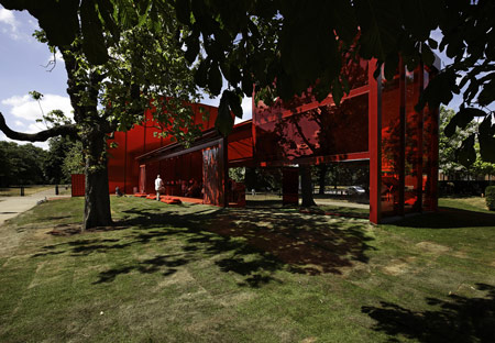Serpentine Gallery Pavilion by Jean Nouvel photographed by Julien Lanoo Serpentine Gallery Pavilion by Jean Nouvel photographed by Julien Lanoo