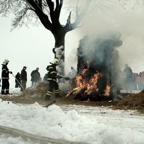 The Cross-Gate by Ivo Pavlik The Cross-Gate by Ivo Pavlik