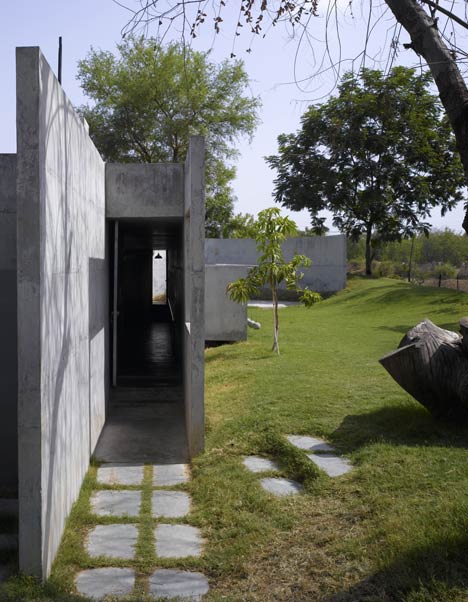 The House with Balls by Matharoo Associates The House with Balls by Matharoo Associates