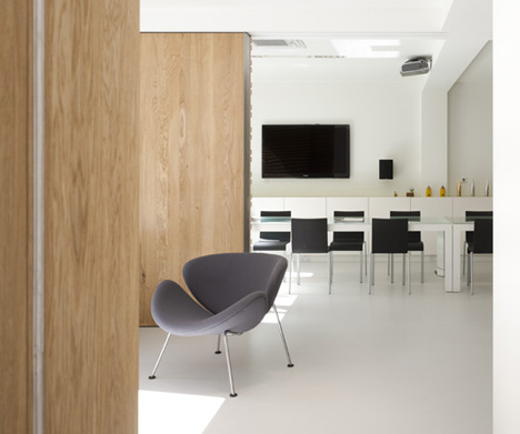 Therefore Offices by West Architecture Therefore Offices by West Architecture