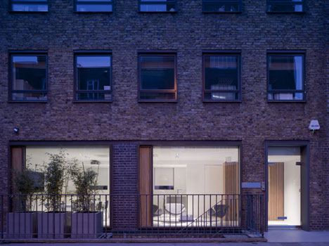 Therefore Offices by West Architecture Therefore Offices by West Architecture