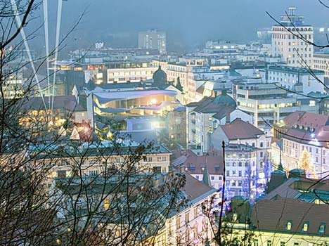 Shopping Pillow Terraces by OFIS 5 Shopping Pillow Terraces by OFIS 5