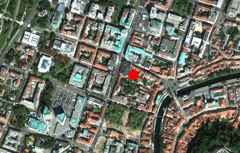 Shopping Pillow Terraces by OFIS 5 Shopping Pillow Terraces by OFIS 5