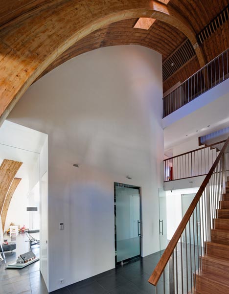 A House in a Church by Ruud Visser Architects A House in a Church by Ruud Visser Architects