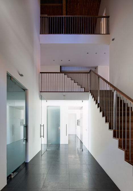 A House in a Church by Ruud Visser Architects A House in a Church by Ruud Visser Architects