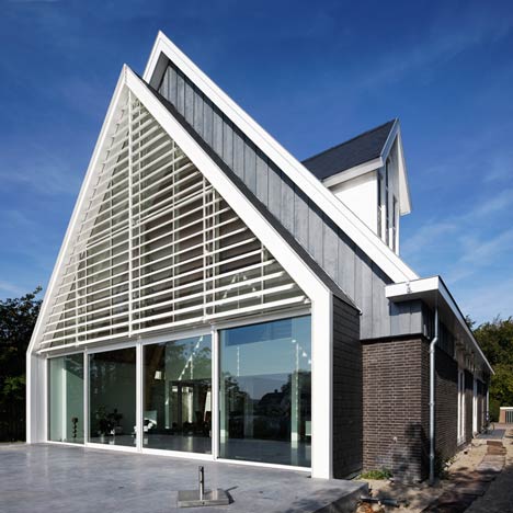 A House in a Church by Ruud Visser Architects A House in a Church by Ruud Visser Architects