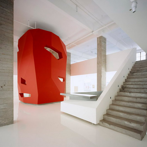 A Red Object by 3GATTI Architecture Studio A Red Object by 3GATTI Architecture Studio