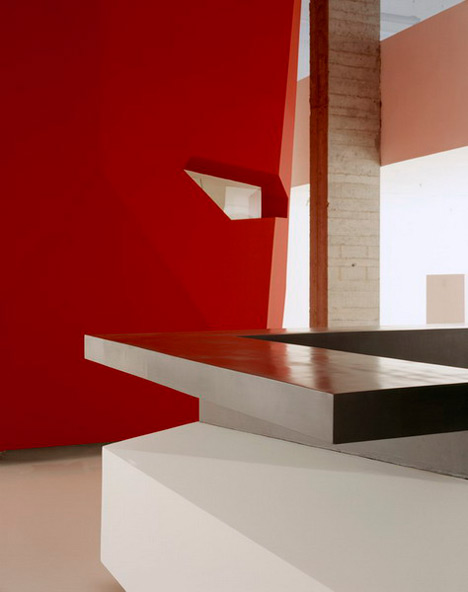 A Red Object by 3GATTI Architecture Studio A Red Object by 3GATTI Architecture Studio