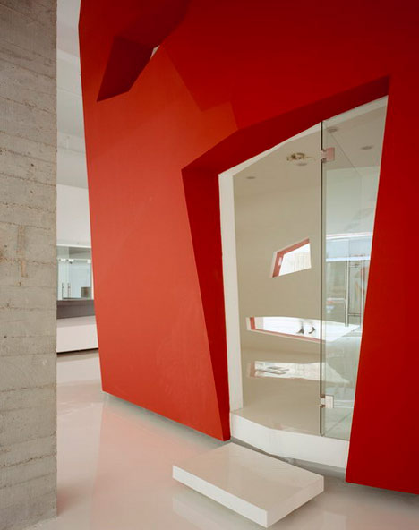 A Red Object by 3GATTI Architecture Studio A Red Object by 3GATTI Architecture Studio