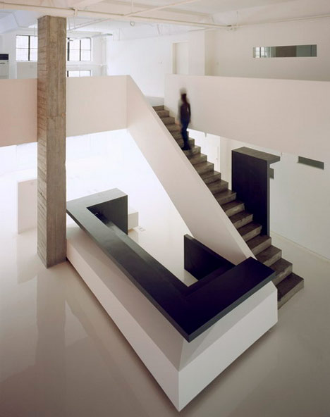 A Red Object by 3GATTI Architecture Studio A Red Object by 3GATTI Architecture Studio