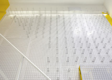 Delicatessen Clothing Store by Z-A Studio Delicatessen Clothing Store by Z-A Studio