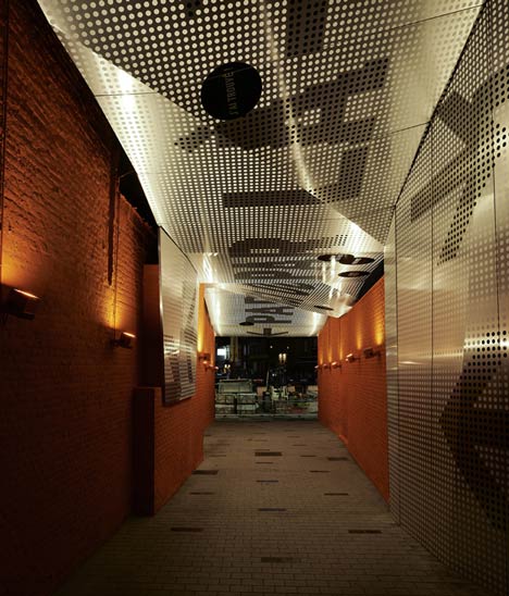 Pedestrian Crossing by Atelier 9.81 Pedestrian Crossing by Atelier 9.81