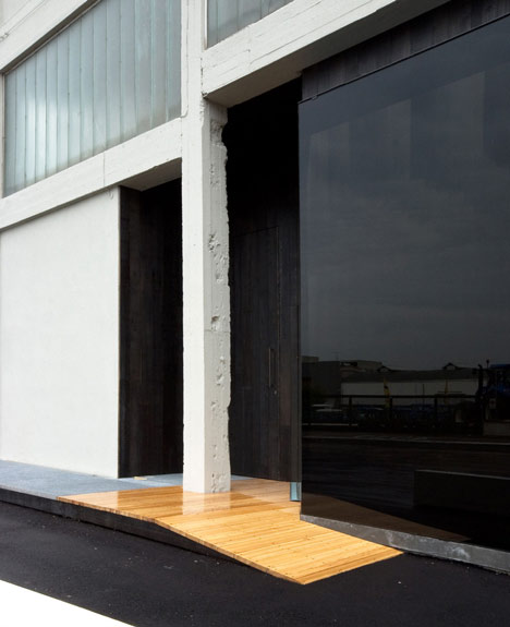 Art Gallery Showroom by Antonio Ravalli Architetti Art Gallery Showroom by Antonio Ravalli Architetti