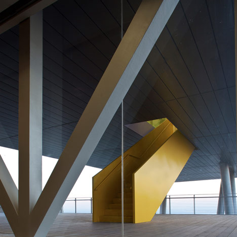 Haifa University Student Centre by Chyutin Architects Haifa University Student Centre by Chyutin Architects