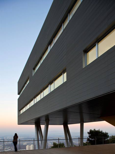 Haifa University Student Centre by Chyutin Architects Haifa University Student Centre by Chyutin Architects