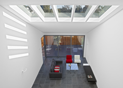 House by studio architecture GESTALTEN House by studio architecture GESTALTEN