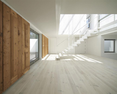 House in Meco by Jorge Mealha Arquitecto House in Meco by Jorge Mealha Arquitecto