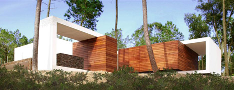 House in Meco by Jorge Mealha Arquitecto House in Meco by Jorge Mealha Arquitecto