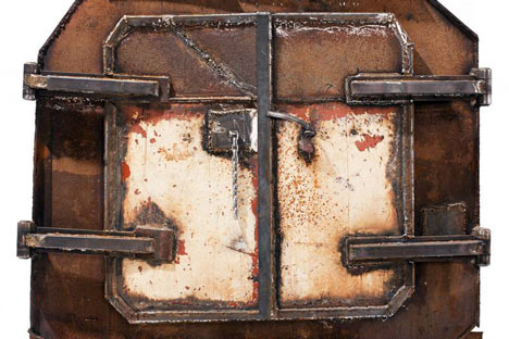 Vostok Cabin by Atelier Van Lieshout Vostok Cabin by Atelier Van Lieshout