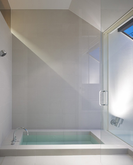 Ogaki House by Katsutoshi Sasaki and Associates Ogaki House by Katsutoshi Sasaki and Associates