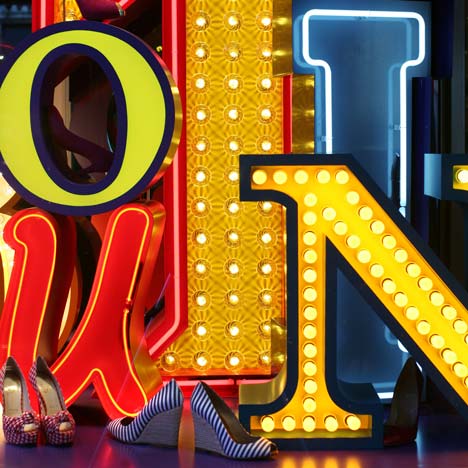 Christian Louboutin Mount Street Window by Studio XAG Christian Louboutin Mount Street Window by Studio XAG